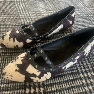 Avon chic flats